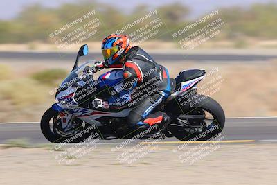 media/Oct-09-2022-SoCal Trackdays (Sun) [[95640aeeb6]]/Turn 15 Inside Distant Pans (1145am)/